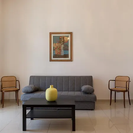 Casa Battisti * コンヴェルサーノ